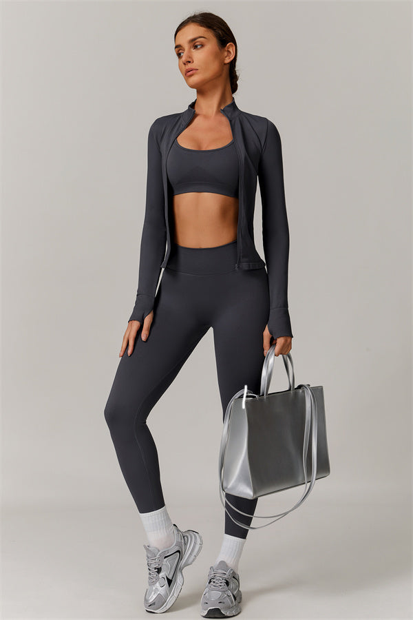 Conjunto de 3 piezas Nova Luxe: chaqueta, sujetador deportivo y leggings