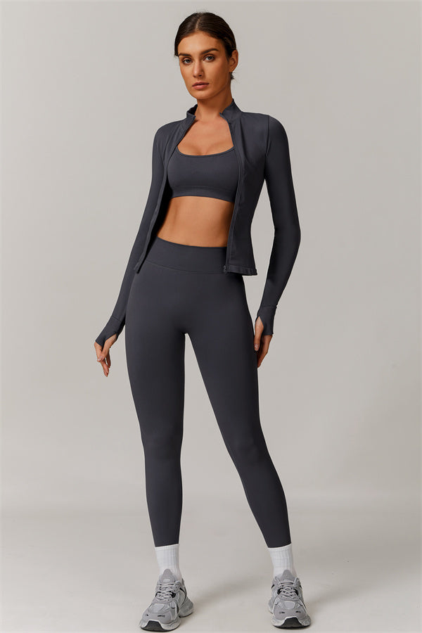 Conjunto de 3 piezas Nova Luxe: chaqueta, sujetador deportivo y leggings