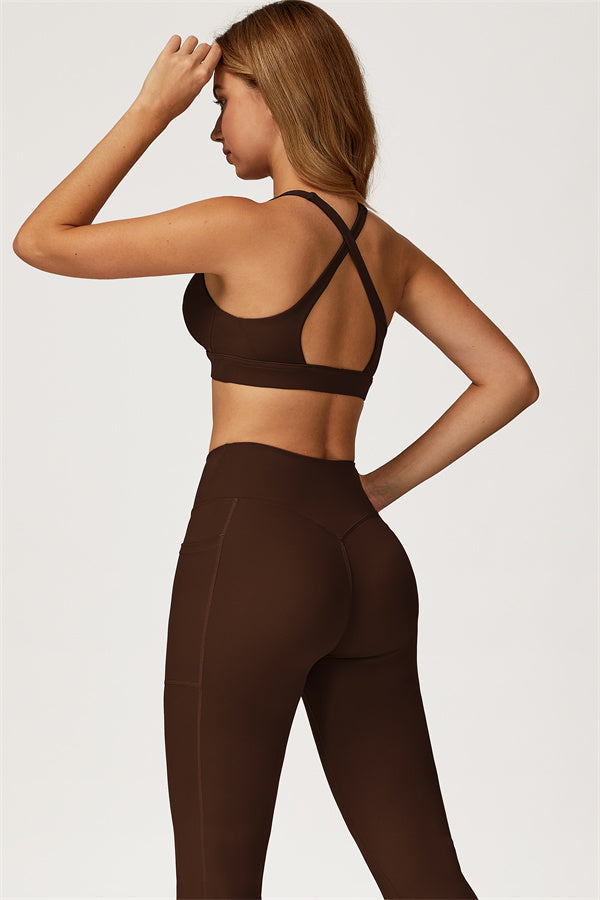 El conjunto de 2 piezas de sujetador deportivo y leggings acampanados Glacier