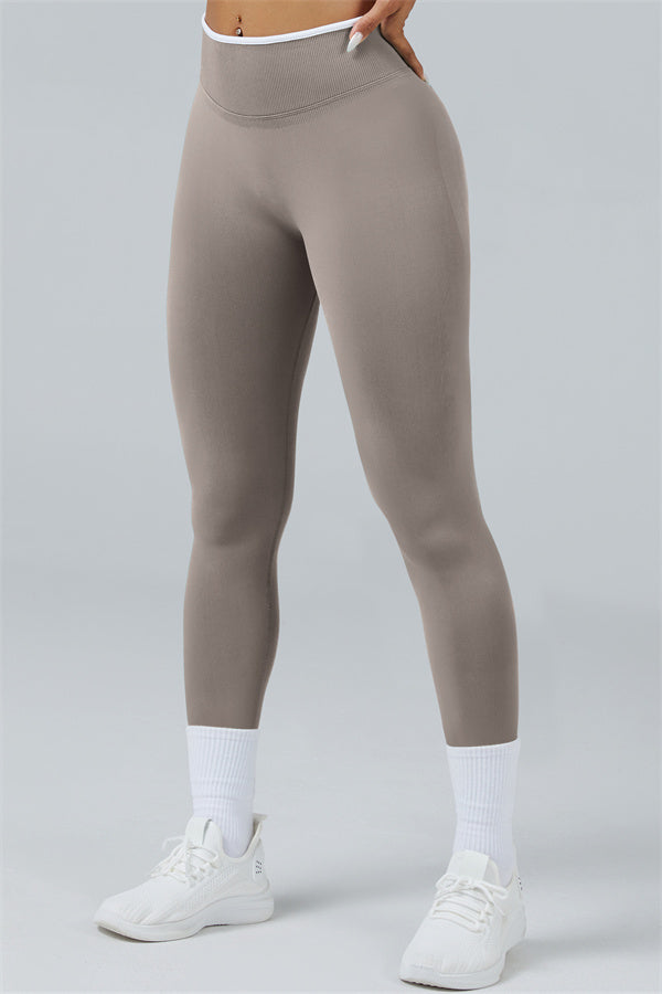 Conjunto de 2 piezas Elevate New: Top corto de manga larga y leggings