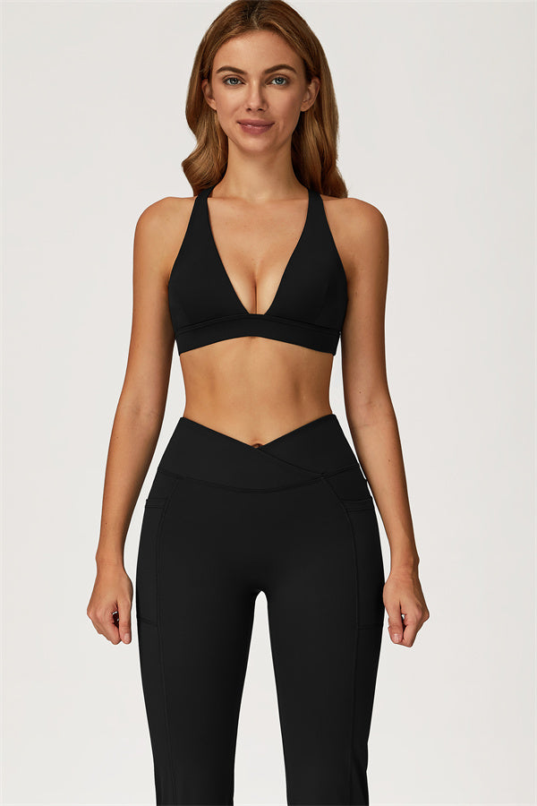 El conjunto de 2 piezas de sujetador deportivo y leggings acampanados Glacier