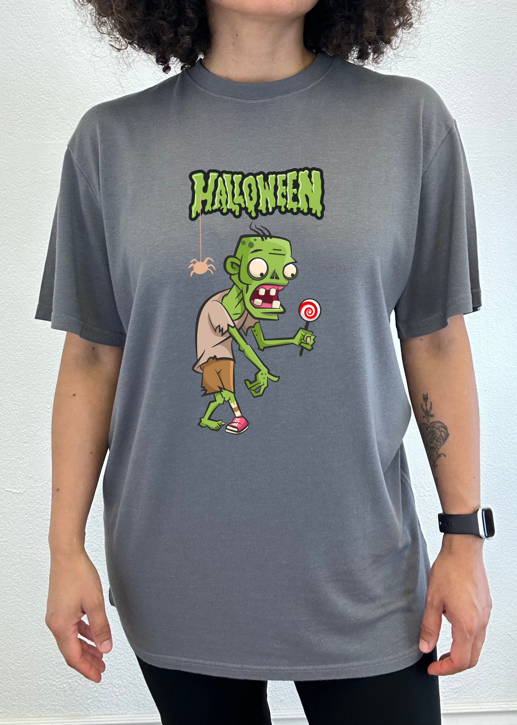 Camiseta gráfica de manga corta de bambú/algodón orgánico con monstruo verde de Halloween unisex