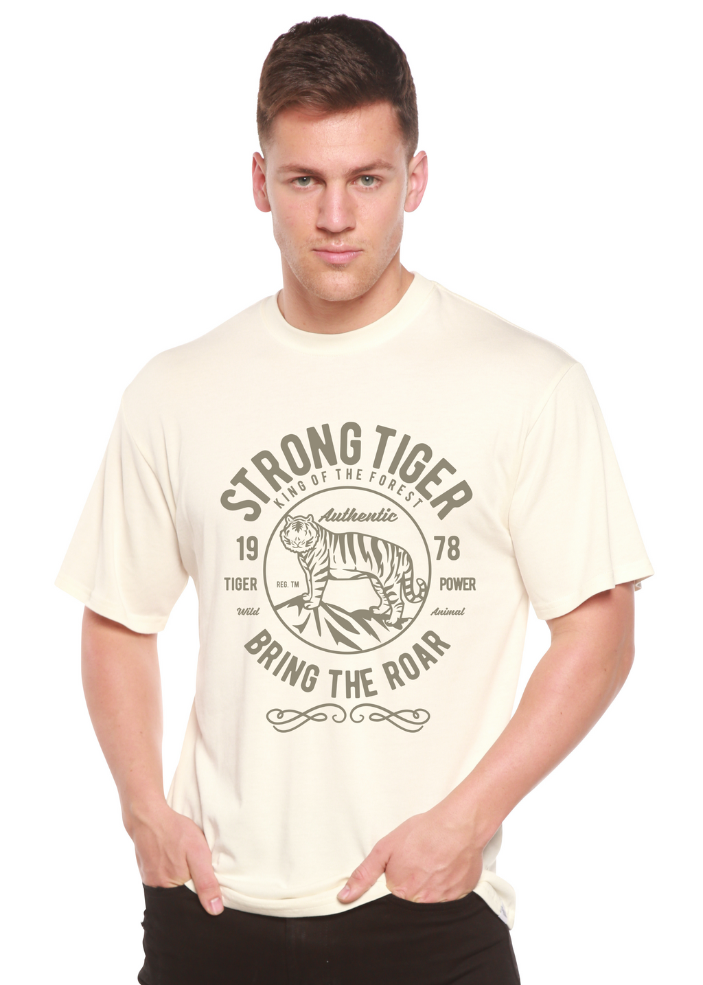 Camiseta gráfica de manga corta de viscosa de bambú y algodón orgánico Strong Tiger Spun Bamboo® para hombre