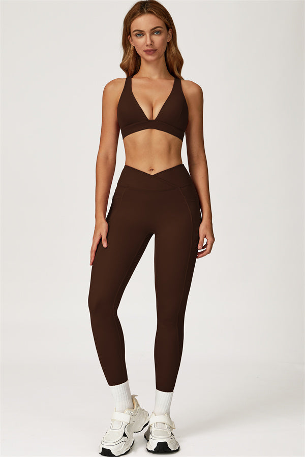 Conjunto de dos piezas de top deportivo y leggings Glacier