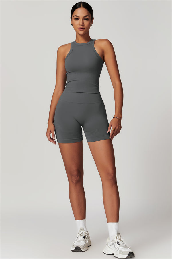 Conjunto de dos piezas de top corto y pantalón corto Delight