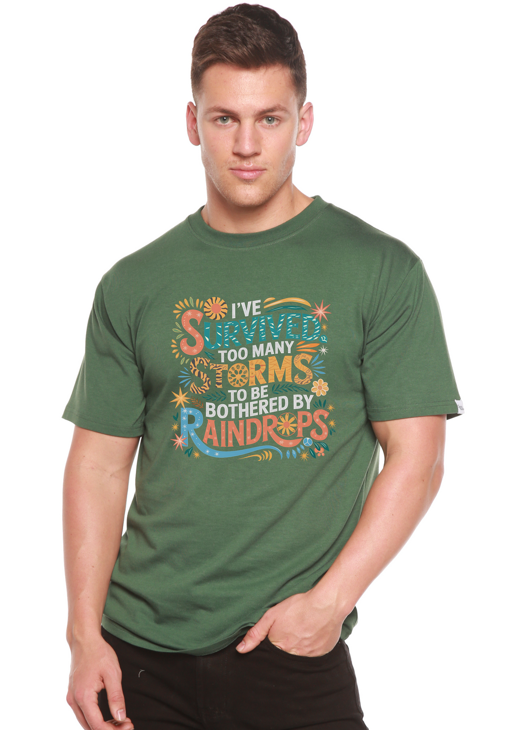Camiseta gráfica unisex de bambú/algodón "He sobrevivido demasiadas tormentas como para ser solo"