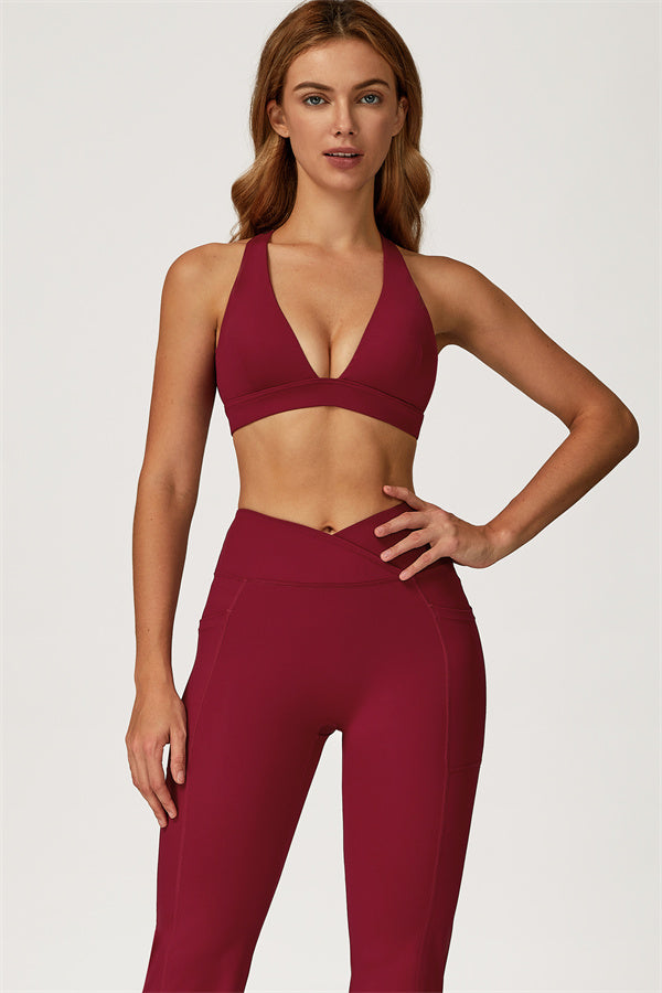 El conjunto de 2 piezas de sujetador deportivo y leggings acampanados Glacier
