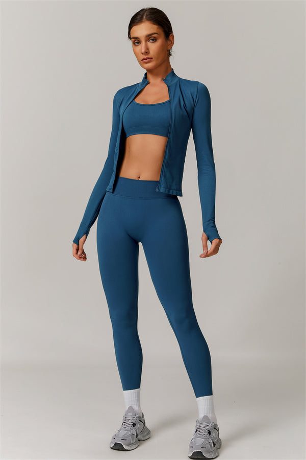 Conjunto de 3 piezas Nova Luxe: chaqueta, sujetador deportivo y leggings