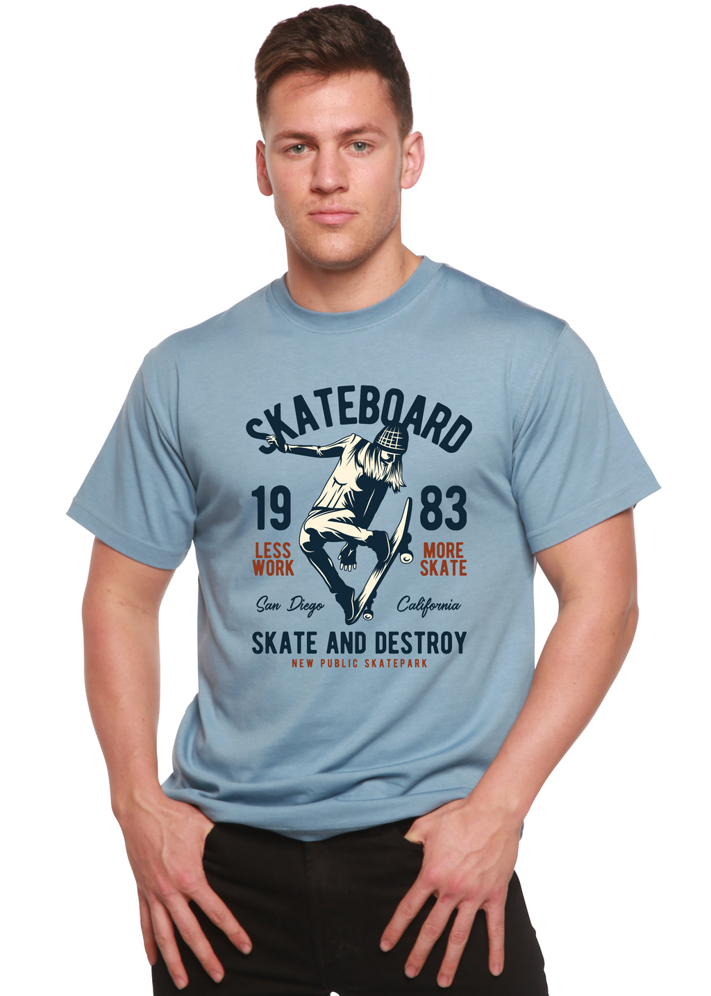 Camiseta gráfica de manga corta de viscosa de bambú/algodón orgánico "Skateboard 1983" para hombre