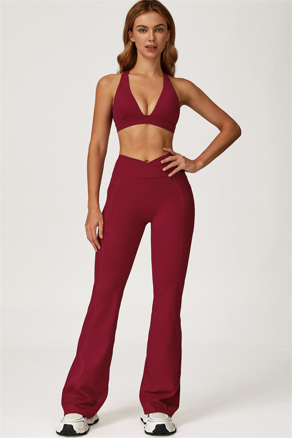 El conjunto de 2 piezas de sujetador deportivo y leggings acampanados Glacier