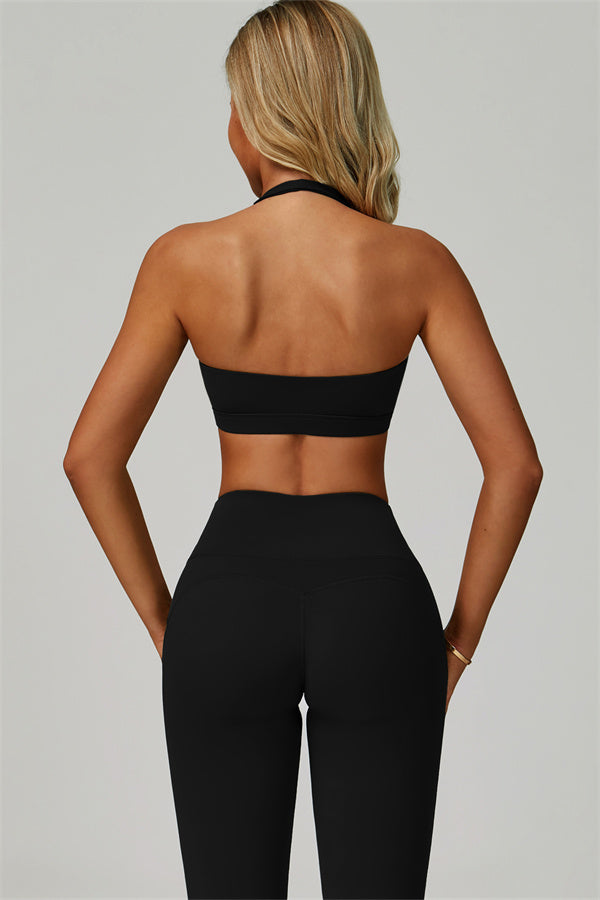 Conjunto de 2 piezas de sujetador deportivo halter atrevido y leggings acampanados