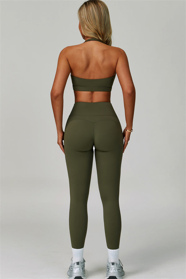 Conjunto de 2 piezas de leggings y sujetador deportivo de cuello halter atrevido