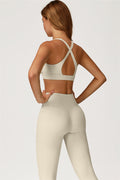 Conjunto de dos piezas de top deportivo y leggings Glacier