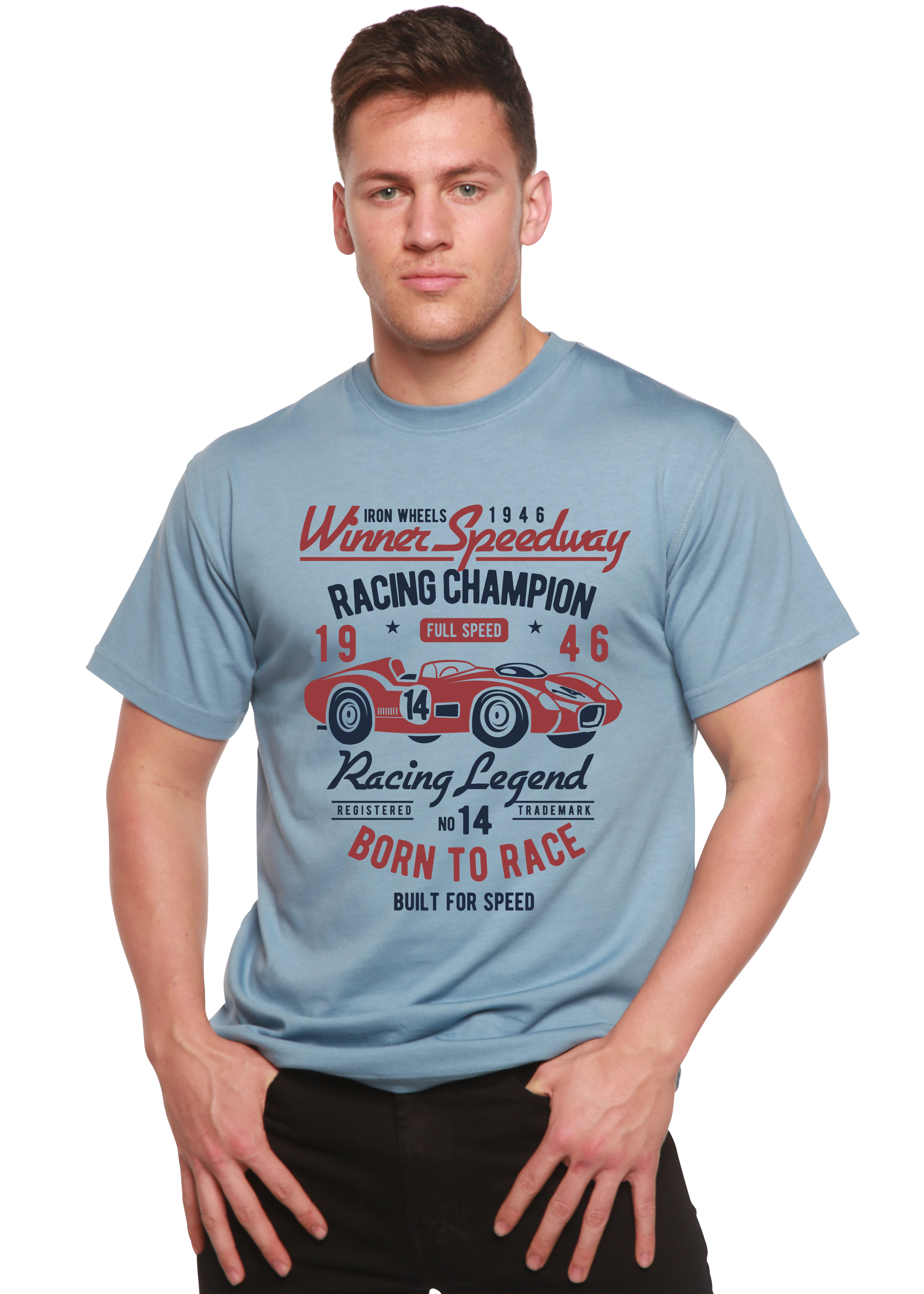 Playera gráfica de manga corta Speedway Spun Bamboo® de bambú de viscosa y algodón orgánico para hombre
