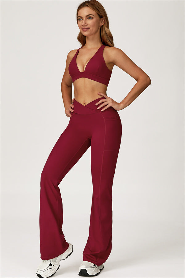 El conjunto de 2 piezas de sujetador deportivo y leggings acampanados Glacier