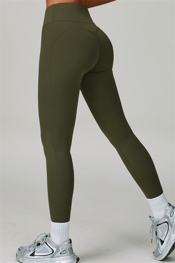 Conjunto de 2 piezas de leggings y sujetador deportivo de cuello halter atrevido