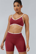 Conjunto de 2 piezas de sujetador deportivo y shorts Elevate