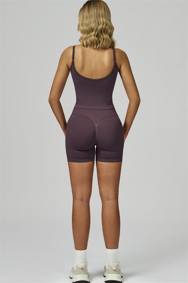El conjunto de dos piezas Prime Crop Top y shorts