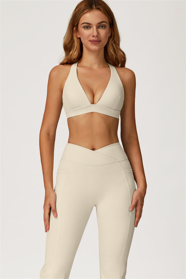 El conjunto de 2 piezas de sujetador deportivo y leggings acampanados Glacier