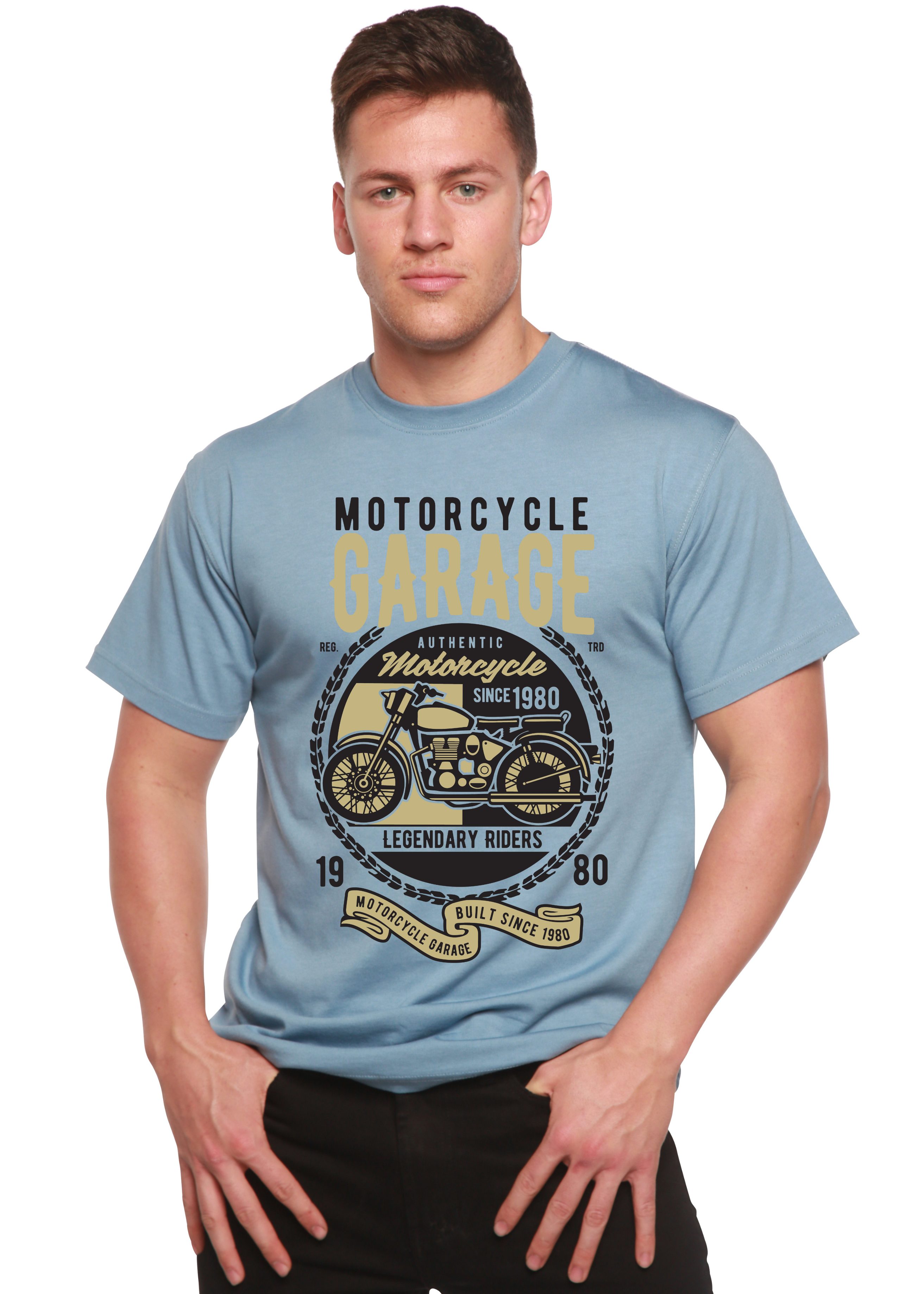 Camiseta gráfica de manga corta de viscosa de bambú y algodón orgánico para hombre "Motorcycle Garage"