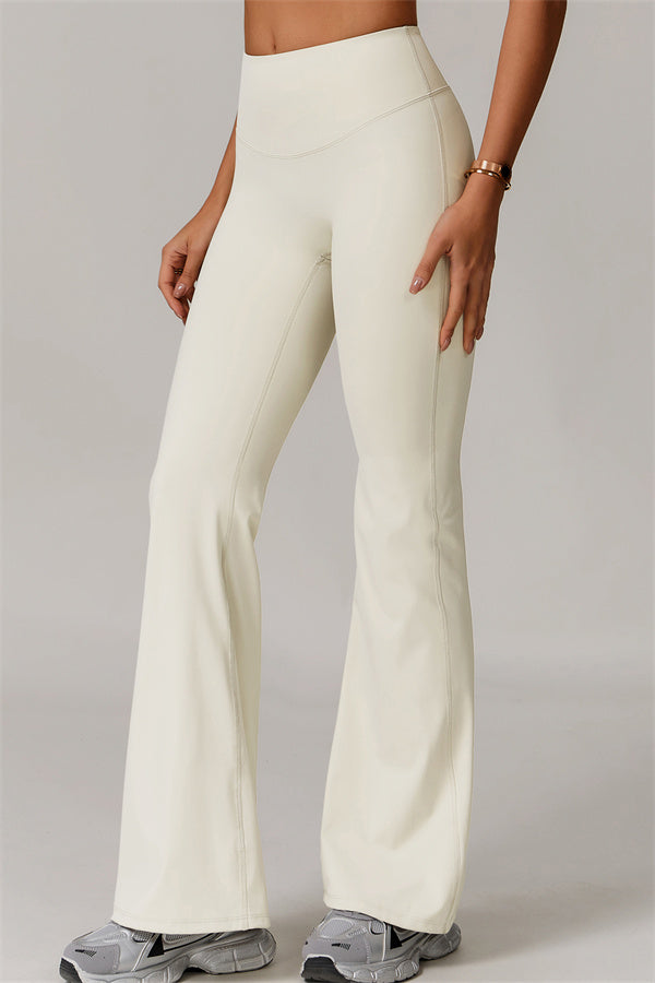Los leggings delicados de pernera acampanada