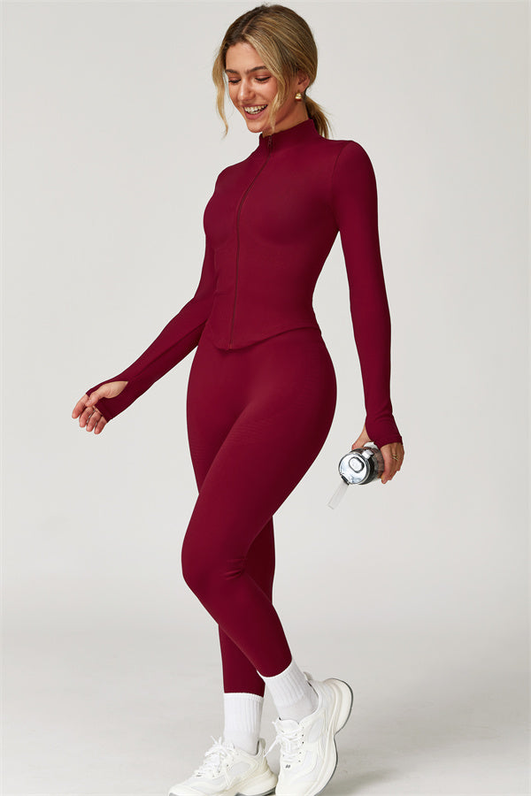 El conjunto de 2 piezas Delight Jacket y Leggings