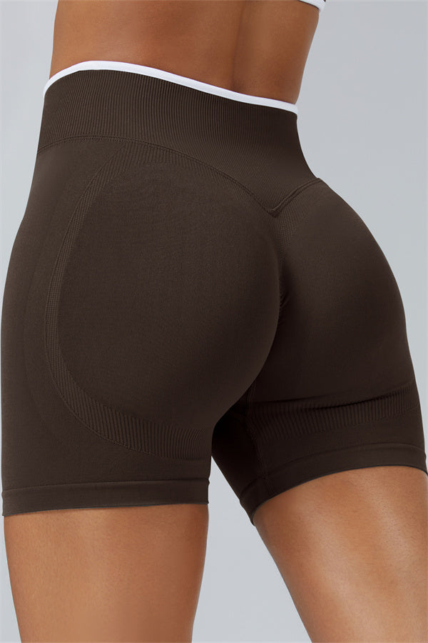 Conjunto de 2 piezas Elevate: top corto y shorts