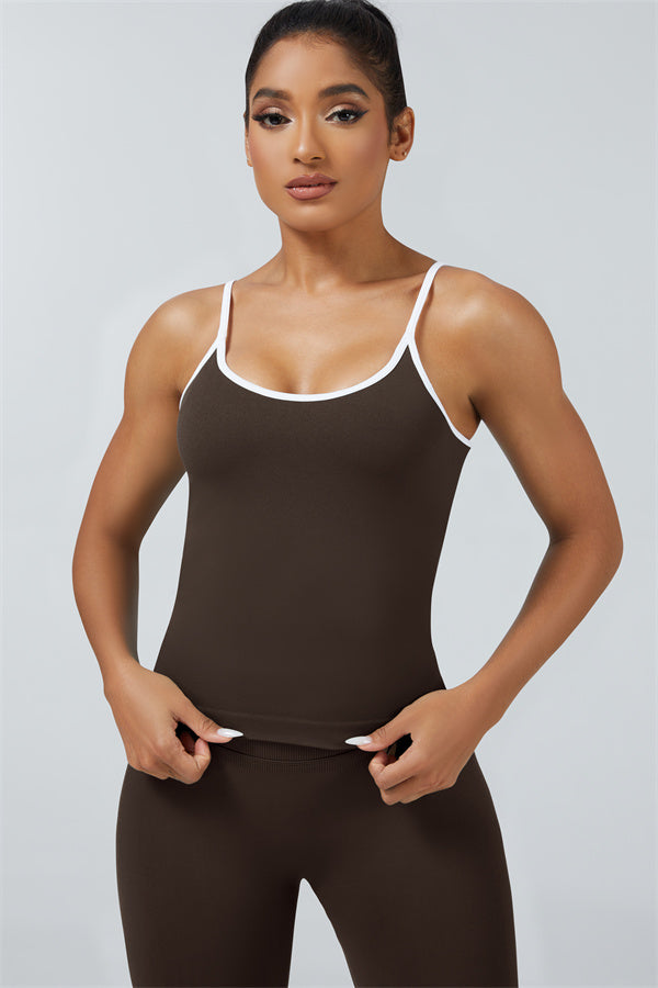 Conjunto de 2 piezas Elevate: top corto y shorts