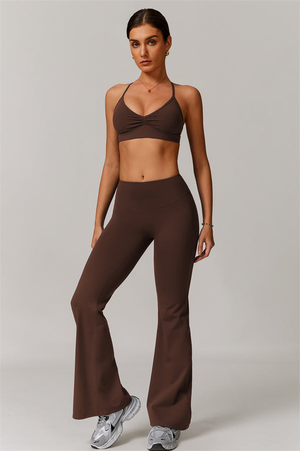 Los leggings delicados de pernera acampanada