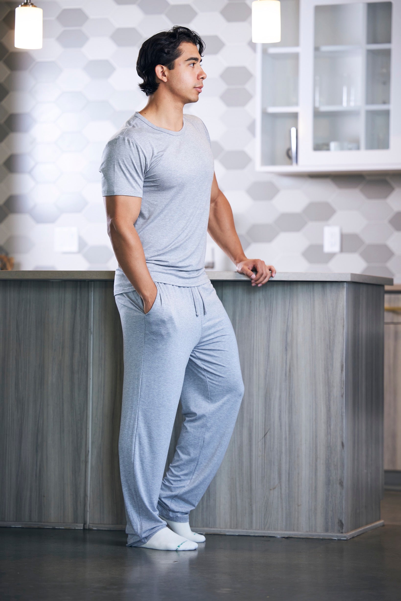 Conjunto de pijama de bambú suave para hombre - Camiseta de manga corta y pantalones
