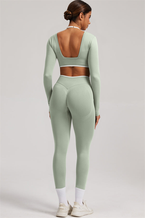 Conjunto de 2 piezas Elevate New: Top corto de manga larga y leggings