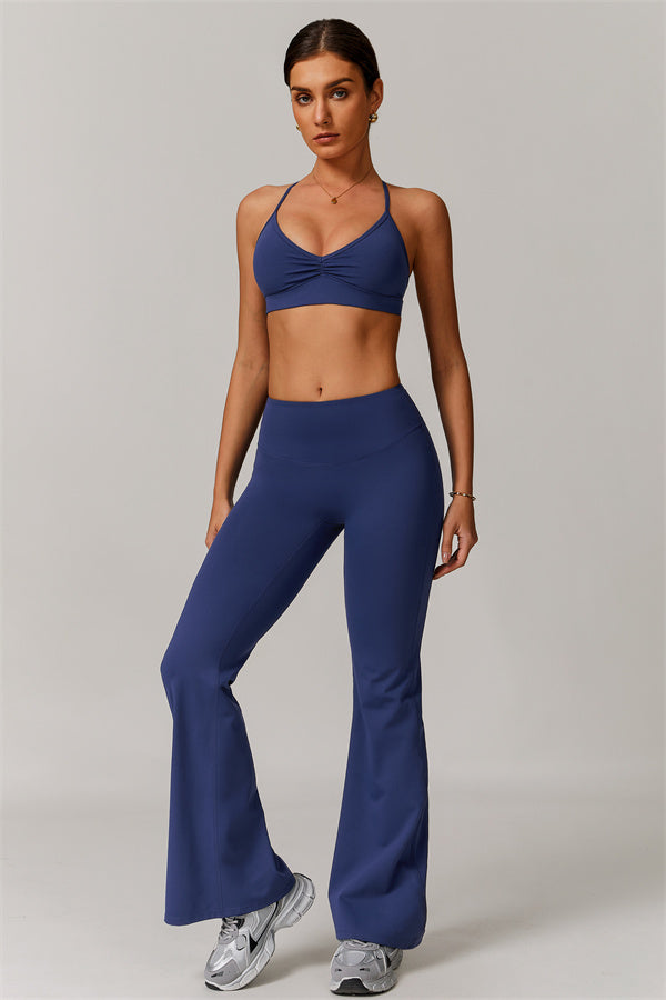 Los leggings delicados de pernera acampanada