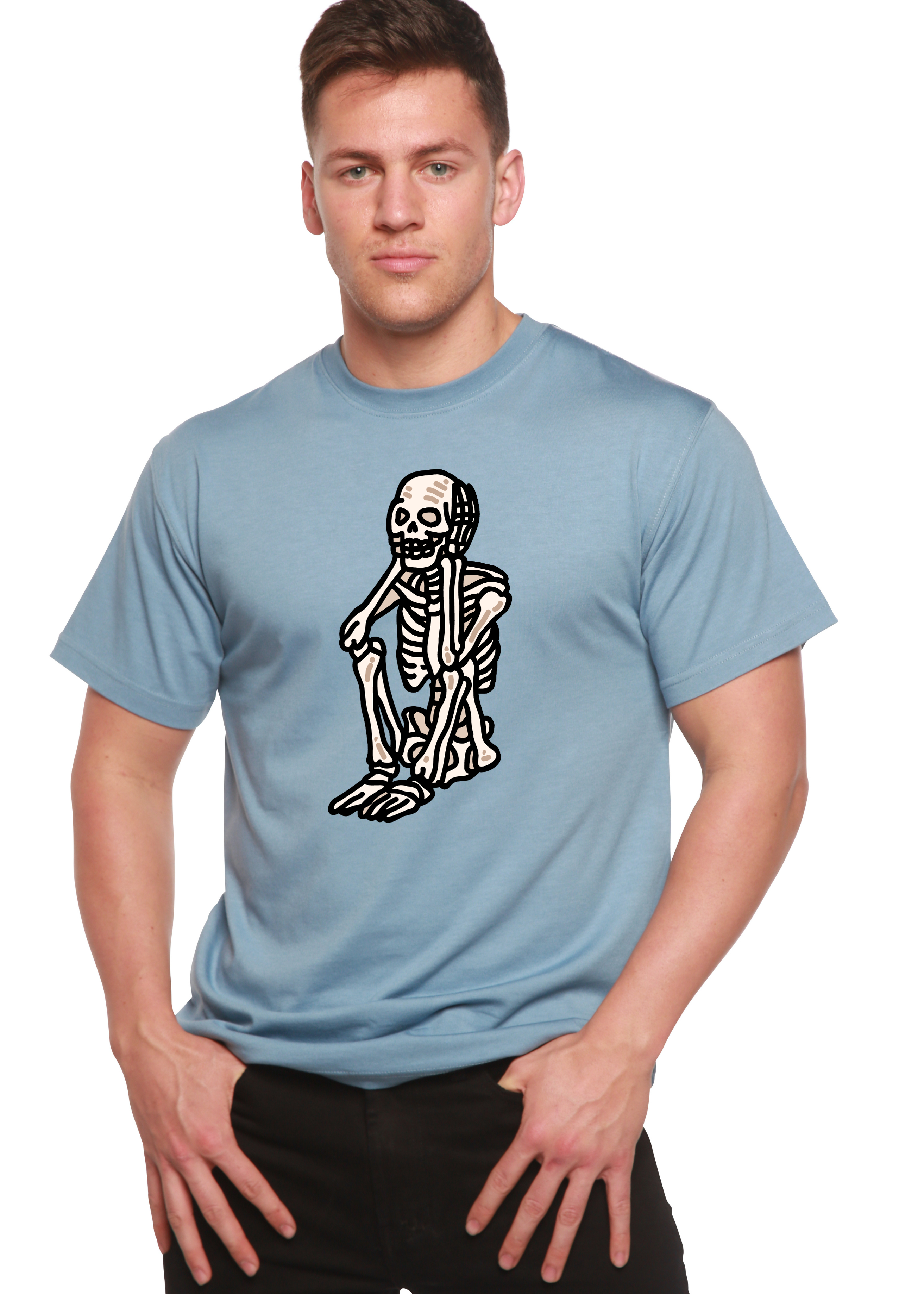 Camiseta gráfica de manga corta de bambú/algodón orgánico unisex de Halloween con esqueleto triste