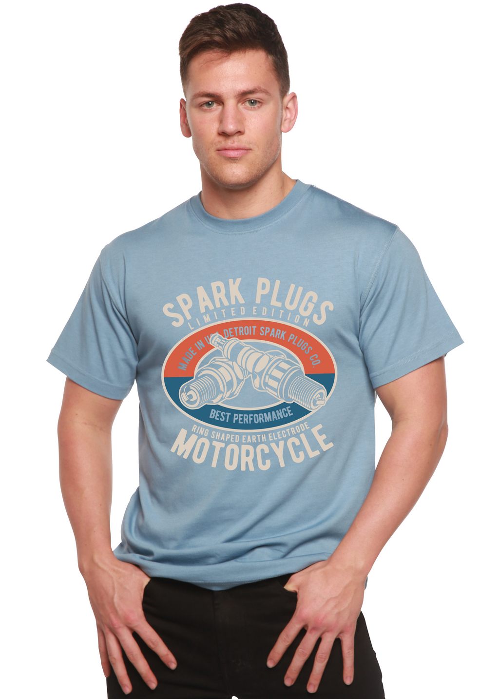 Bujías Spun Bamboo® Camiseta Gráfica de Manga Corta para Hombre de Viscosa de Bambú/Algodón Orgánico