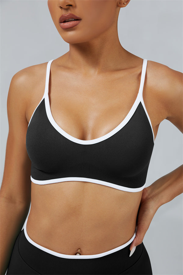 El conjunto de 2 piezas de leggings y sujetador deportivo Elevate