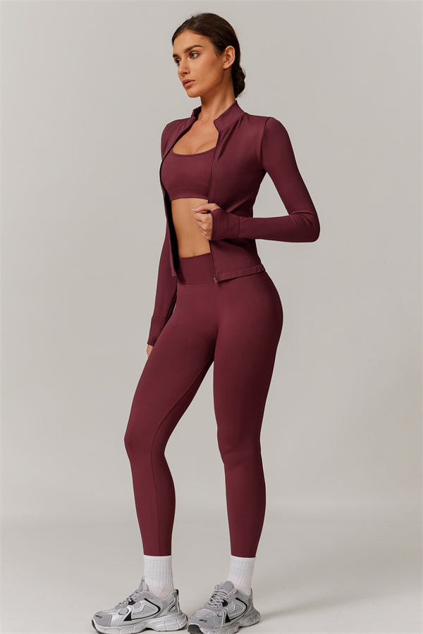 Conjunto de 3 piezas Nova Luxe: chaqueta, sujetador deportivo y leggings
