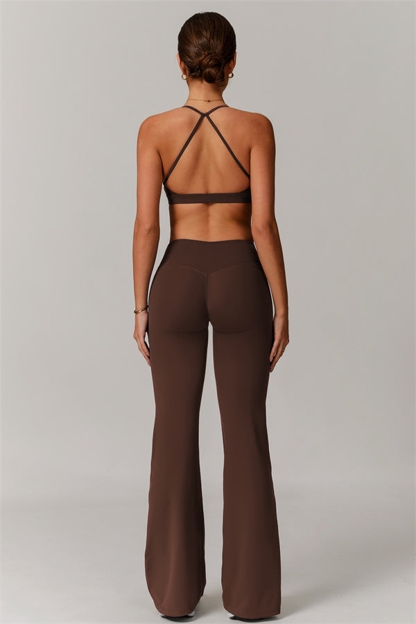 Los leggings delicados de pernera acampanada