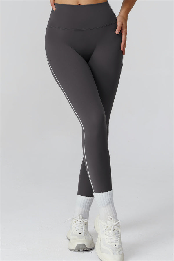 El conjunto de 3 piezas de leggings y sujetador deportivo con cremallera Venus