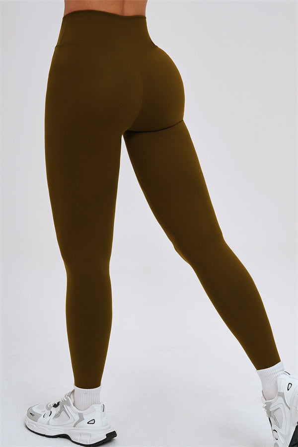 El conjunto de dos piezas Svelte Tank Top y Leggings