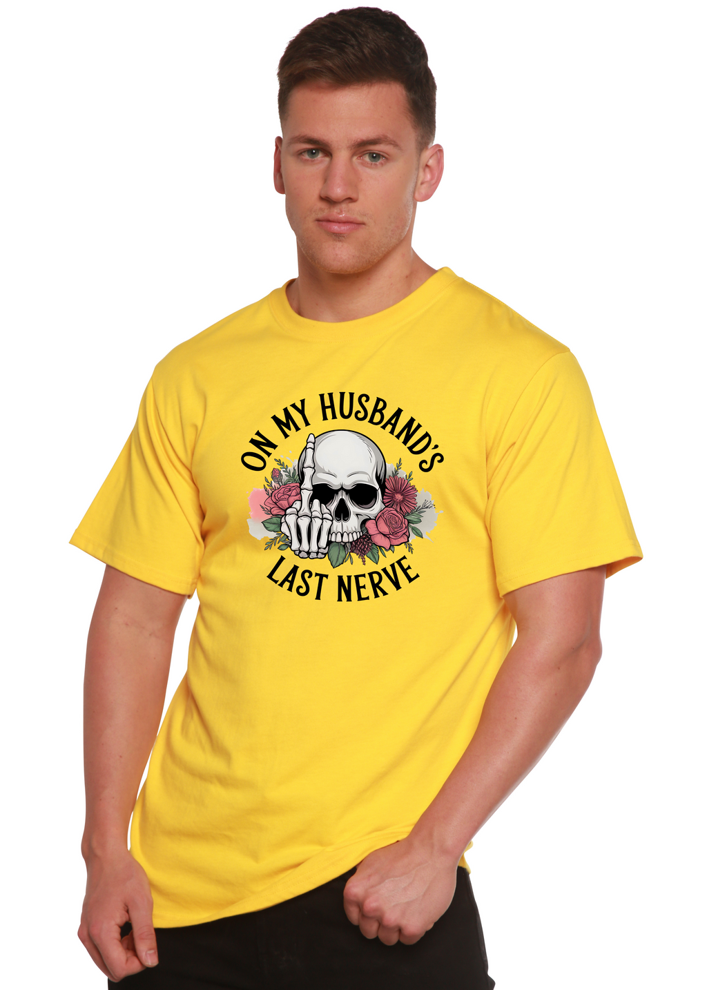 Camiseta Gráfica Unisex de Bambú/Algodón con Sublimación "En el Último Nervio de Mi Esposo"