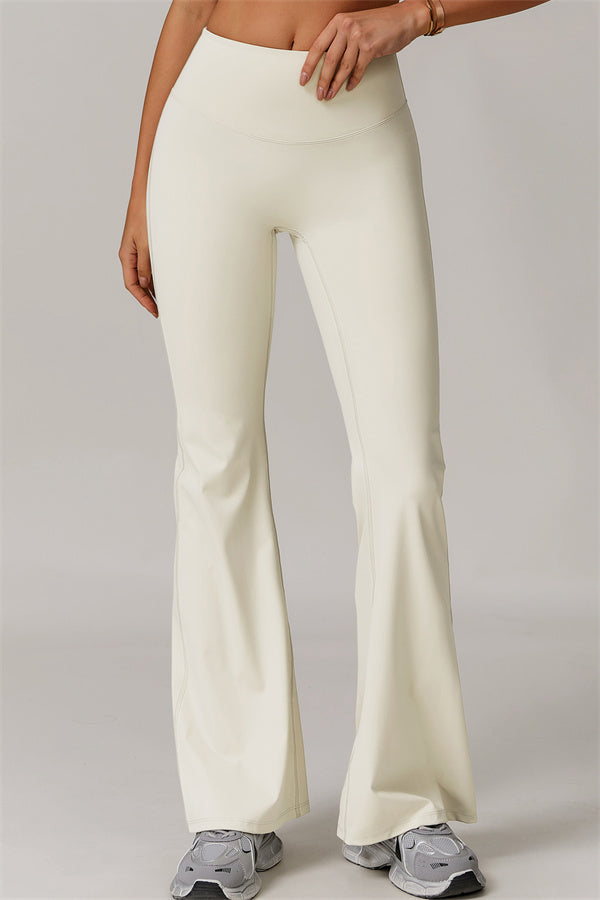 Los leggings delicados de pernera acampanada