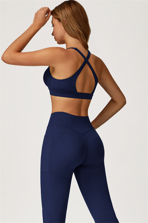 El conjunto de 2 piezas de sujetador deportivo y leggings acampanados Glacier