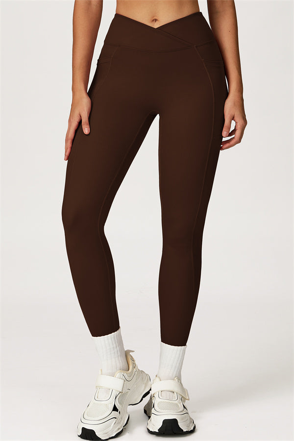 Conjunto de dos piezas de top deportivo y leggings Glacier