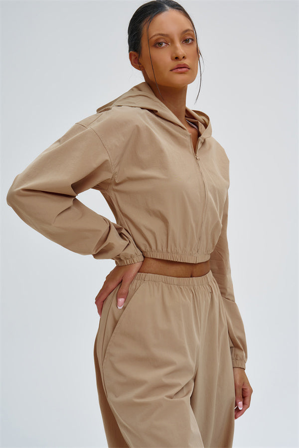 La Sudadera con Capucha Corta Svelte de protección UV