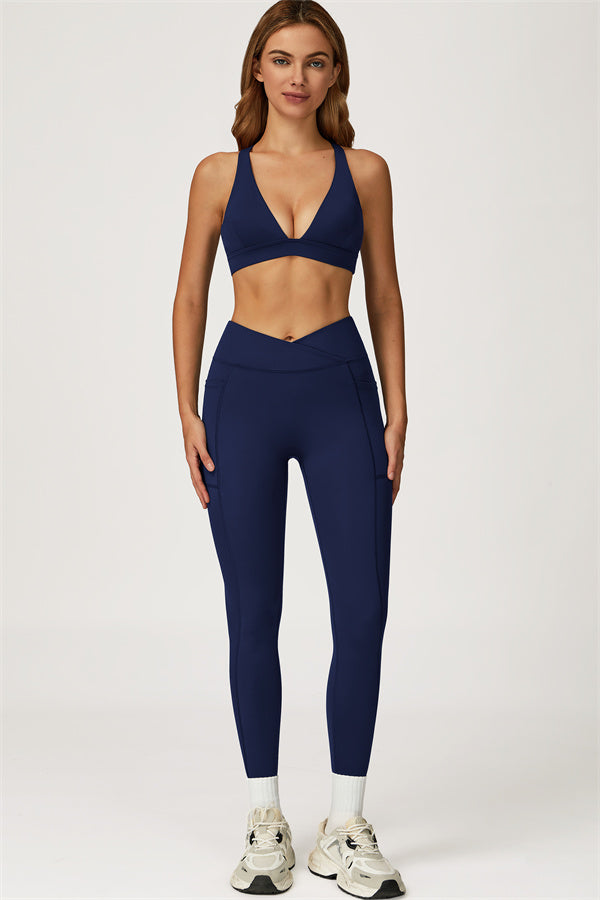 Conjunto de dos piezas de top deportivo y leggings Glacier
