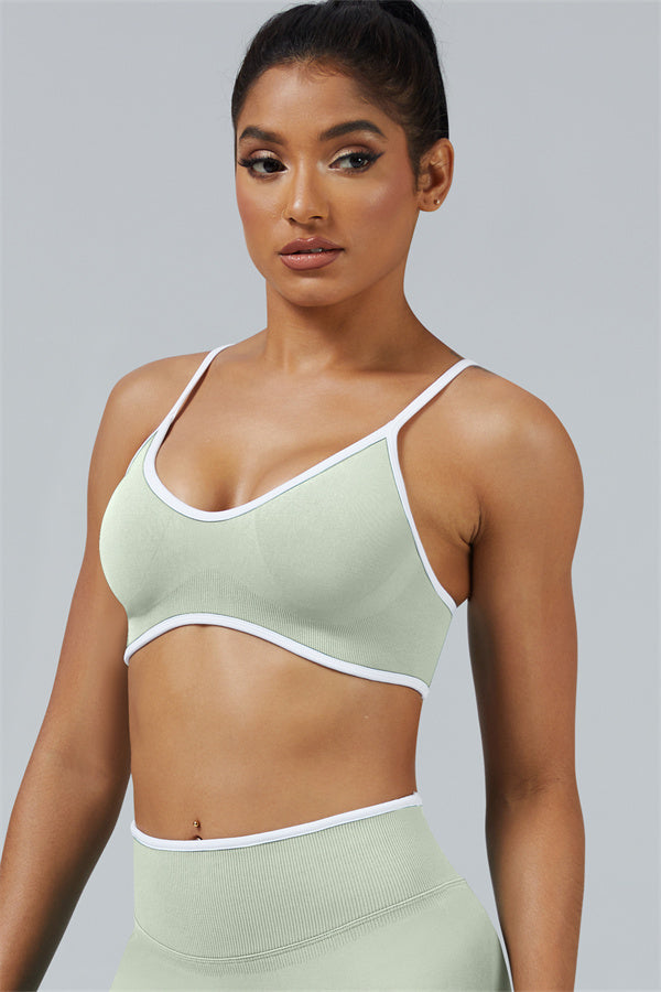 El conjunto de 2 piezas de leggings y sujetador deportivo Elevate