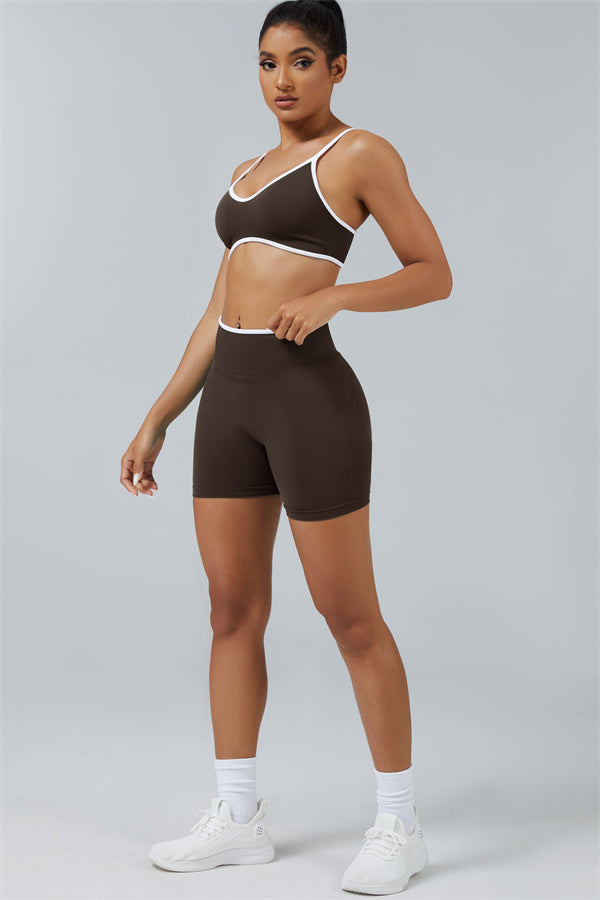 Conjunto de 2 piezas de sujetador deportivo y shorts Elevate