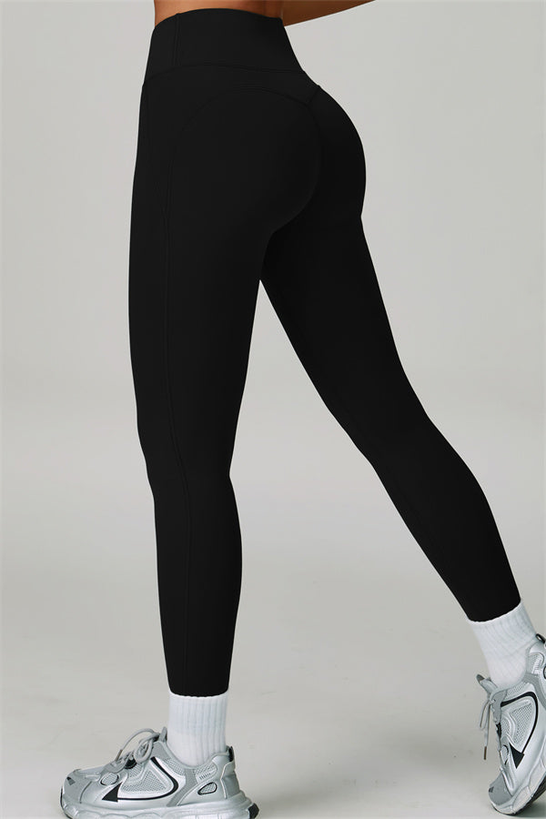 Conjunto de 2 piezas de leggings y sujetador deportivo de cuello halter atrevido