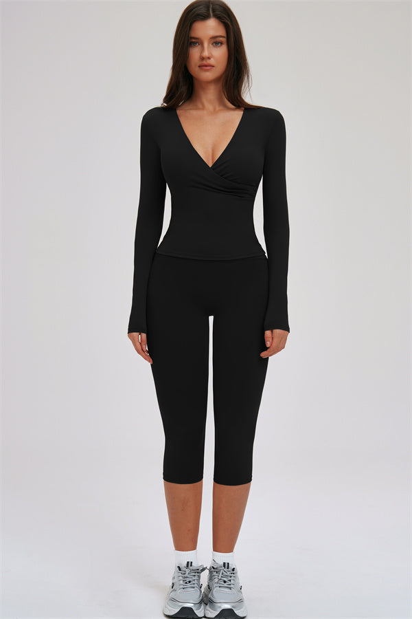 Conjunto de 2 piezas de top halter Twirl y leggings capri
