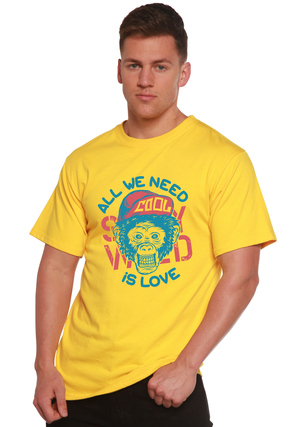 Camiseta Gráfica de Manga Corta para Hombre de Viscosa de Bambú/Algodón Orgánico "All We Need is Love"